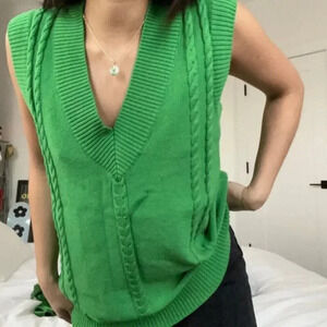 Aritzia Sunday Best  Winston Wool Blend Sweater Vest Green Size Small